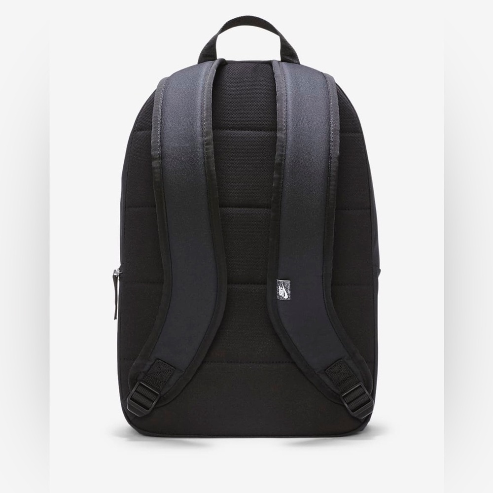 NWT Nike Heritage Backpack (25L) Black - Picture 3 of 8